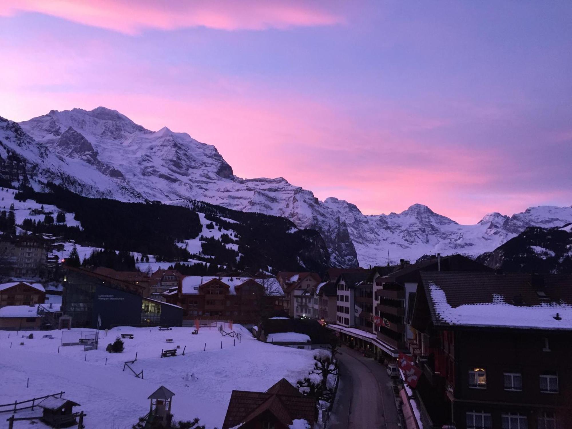 Hotel Schoenegg Wengen Esterno foto