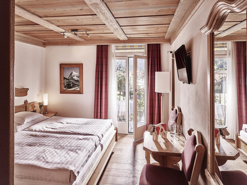 Hotel Schoenegg Wengen Esterno foto